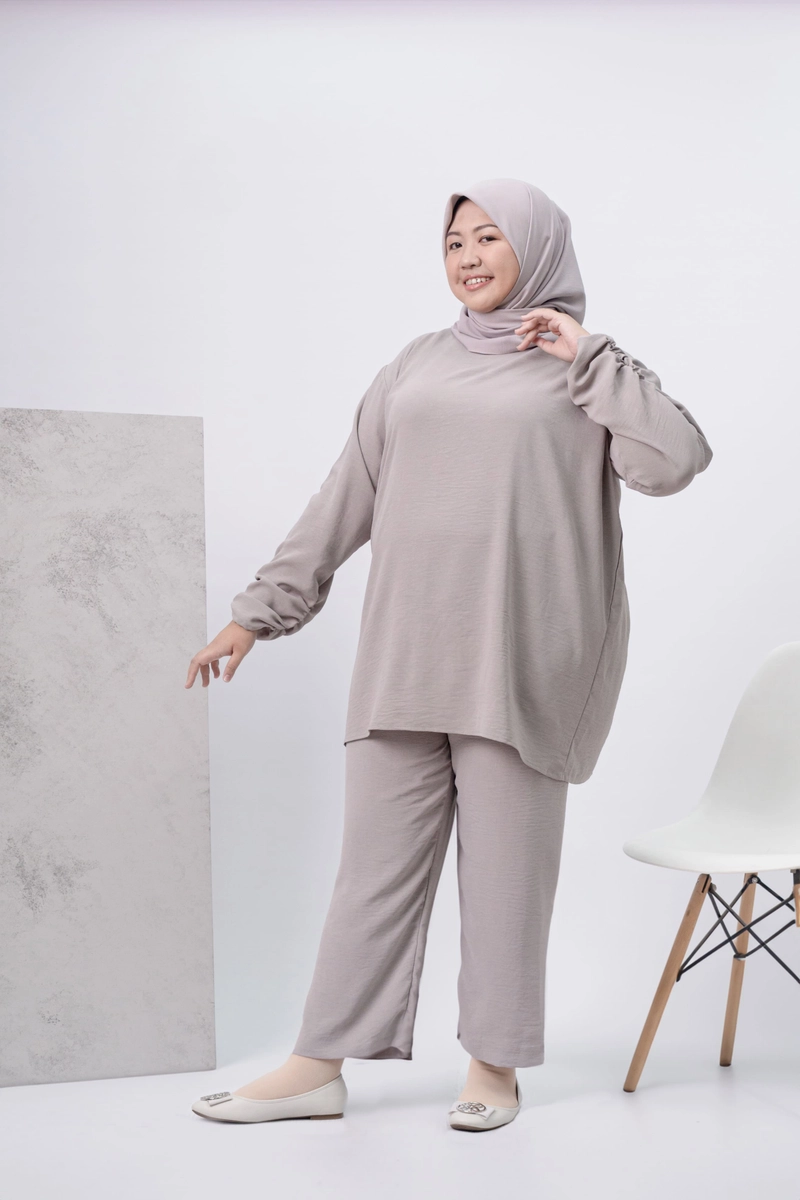 Product image Setelan Pants Blouse - Aira XXL all variant oat